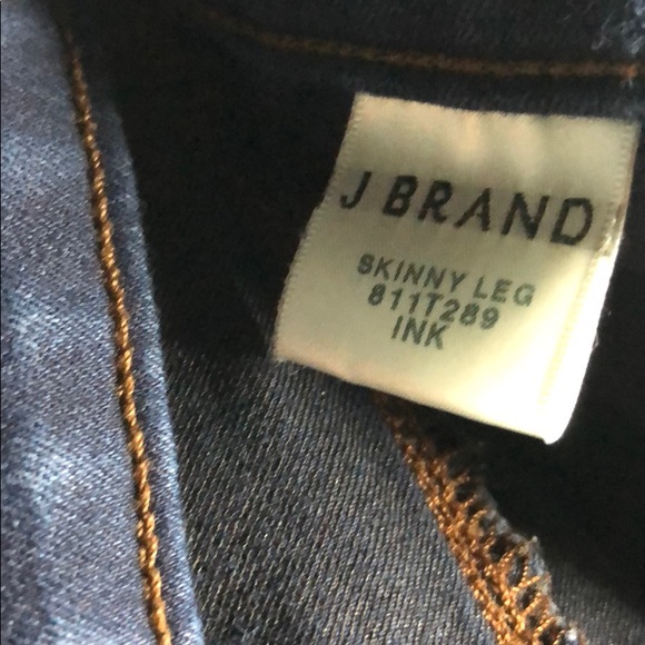 J Brand skinny leg jeans in‎ Ink (Dark Blue) Size 26 - Picture 4 of 7